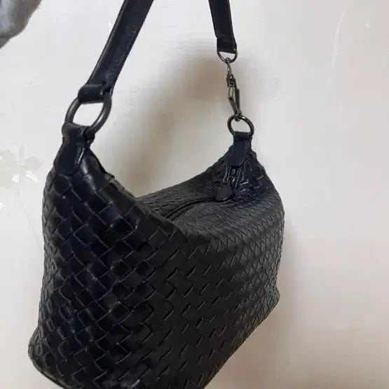[BUNJANG] Black Woven Hobo Bag / 위빙 블랙 호보백 가방