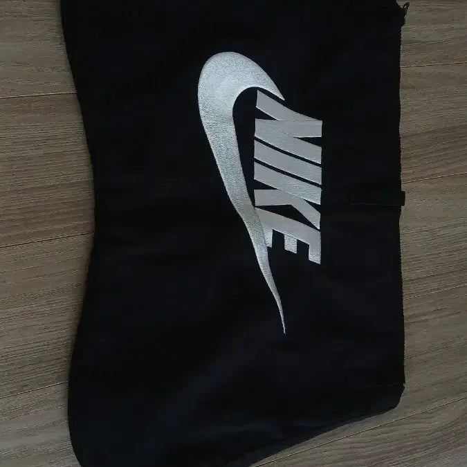 [BUNJANG] Nike Dust Bag / 나이키 블랙 더스트백  피마원 바지는없습니다