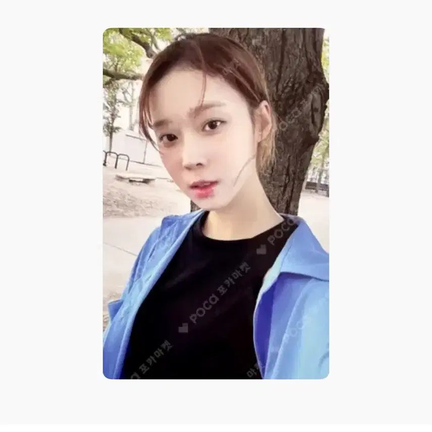 [BUNJANG] 에스파 윈터 크로스백 + 포카 포토카드 드라마 앨범 굿즈 포카 가방 / 에스파 윈터 크로스백 + 포카 포토카드 드라마 앨범 굿즈 포카 가방