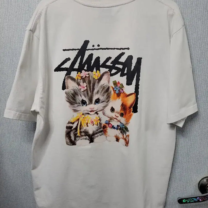 [BUNJANG] Stussy Cat Print T-shirt White / 스투시 고양이 프린팅 반팔 티셔츠 화이트