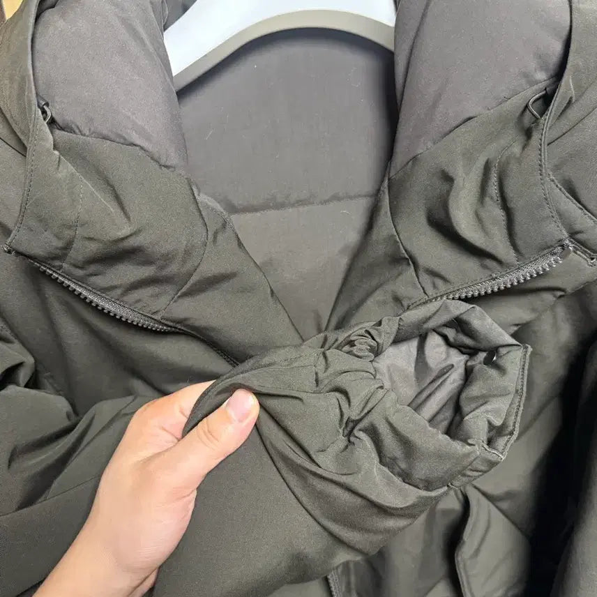 [BUNJANG] Courts Button Duck Flight Bomber Padded Jacket M / 쿠어 버튼 덕 플라이트 봄버 패딩 M