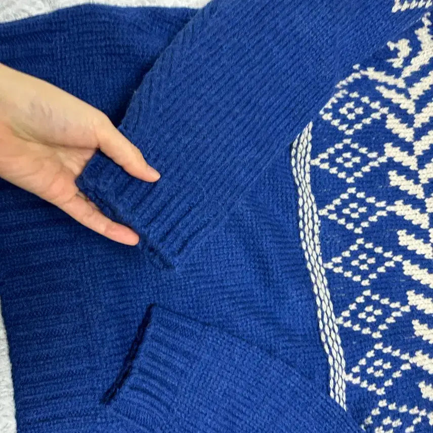 [BUNJANG] Sienne Noel Jacquard Knit Sweater / 시엔느 Noel 자카드 니트 블루