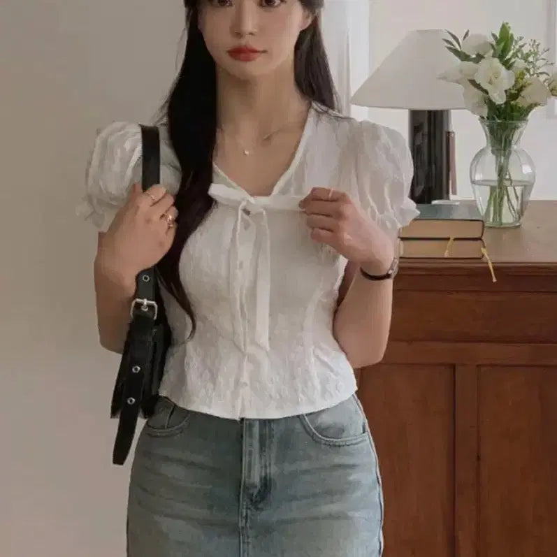 [BUNJANG] Puff Frill Blouse / 퍼프 프릴 블라우스