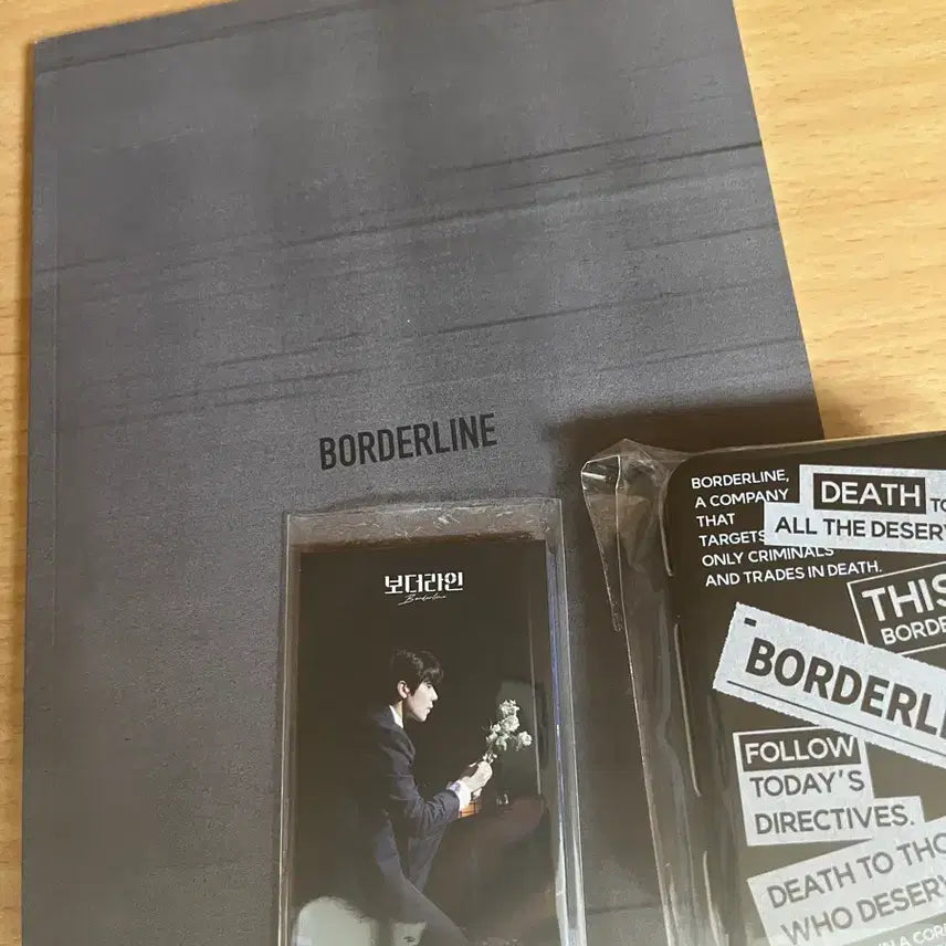 [BUNJANG] Musical Borderline Program Book + Tin Case + Card Calendar / 뮤지컬 보더라인 프로그램북+틴케이스+카드달력