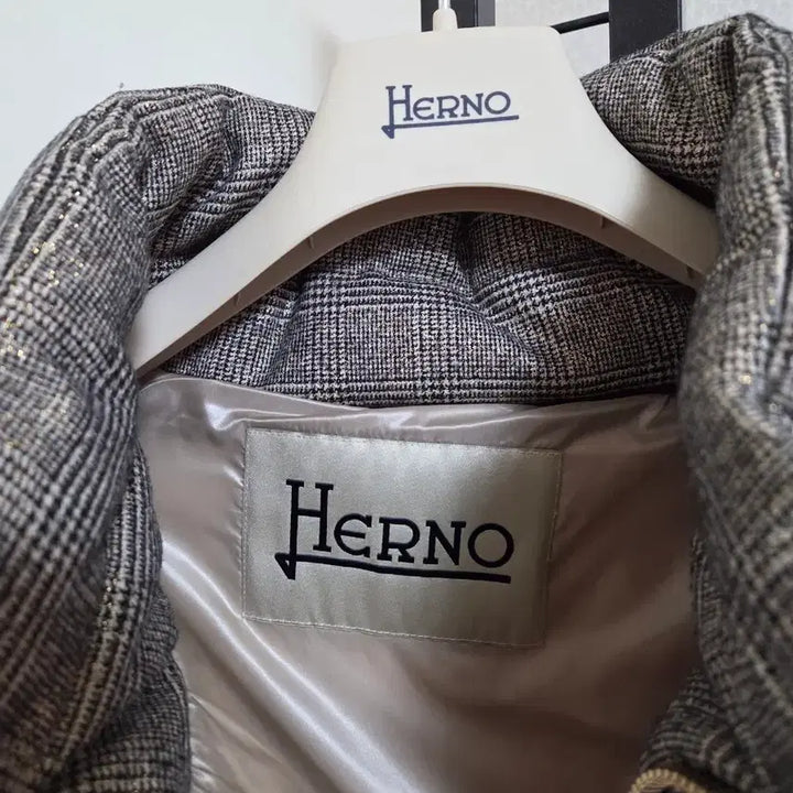 [BUNJANG] Erno Check Padding / 에르노체크패딩