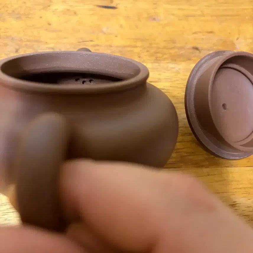 [BUNJANG] Semi-Handmade Zisha Teapot (Medium) / (1135) 반수공 자사호(중) (뚜껑에 약간 변색)