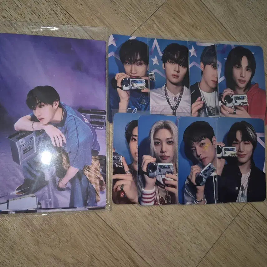 스트레이키즈 시즌그리팅 팔아요