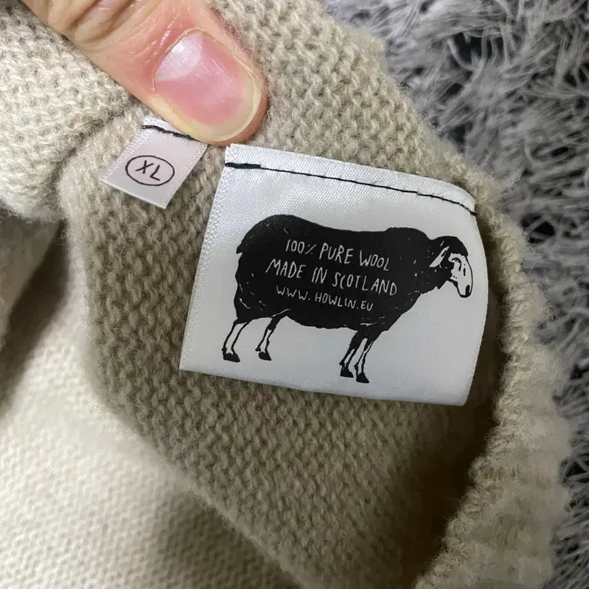 [BUNJANG] Howling Shaggy Dog Biscuit Knit XL / 하울린 쉐기독 니트 xl 비스킷 판매합니다