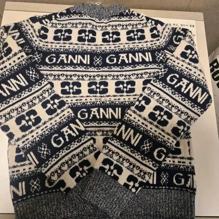 [BUNJANG] Ganni Knit Sweater - S Size / 가니 정품 니트 스웨터 S