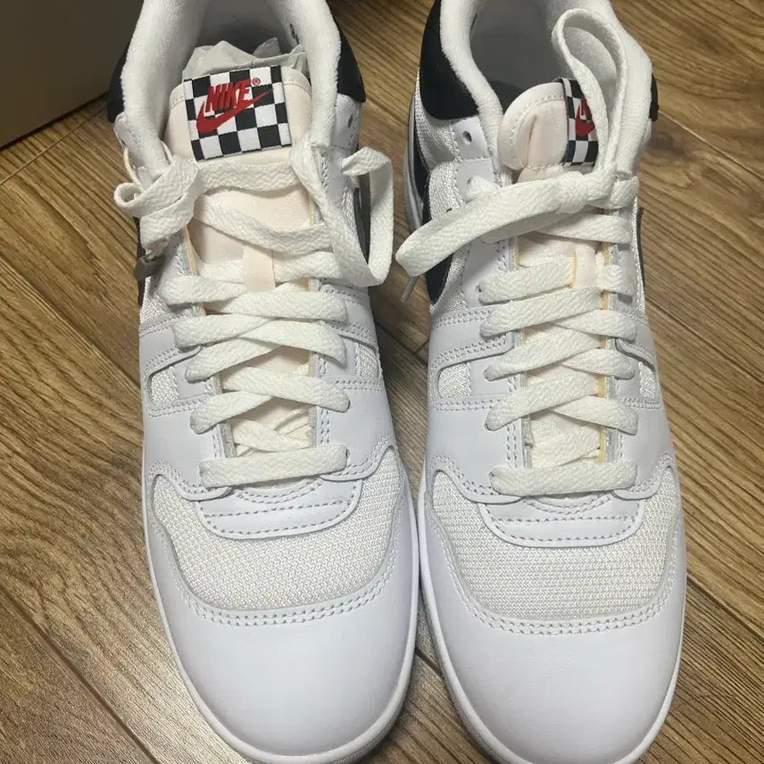 [SOLD OUT] 나이키 맥 어택 QS SP 흰검