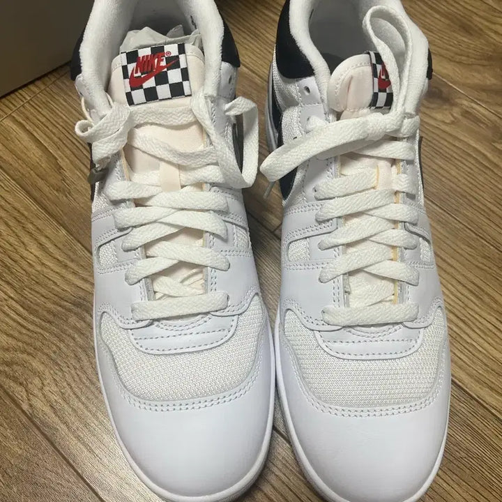 [SOLD OUT] 나이키 맥 어택 QS SP 흰검