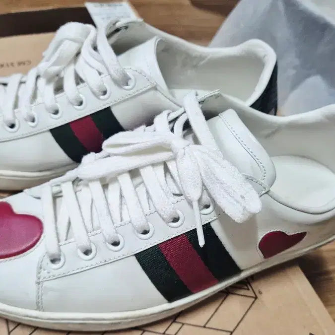 [BUNJANG] Gucci Heart Sneakers 35 / 구찌 하트 스니커즈35