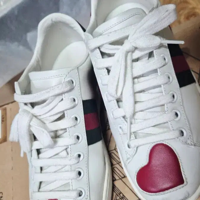 [BUNJANG] Gucci Heart Sneakers 35 / 구찌 하트 스니커즈35