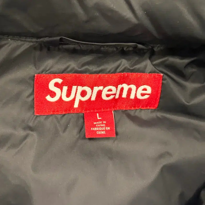 [BUNJANG] Supreme Padded Anorak Pullover Jacket (23FW) / 슈프림 풀오버 패딩 아노락 23FW
