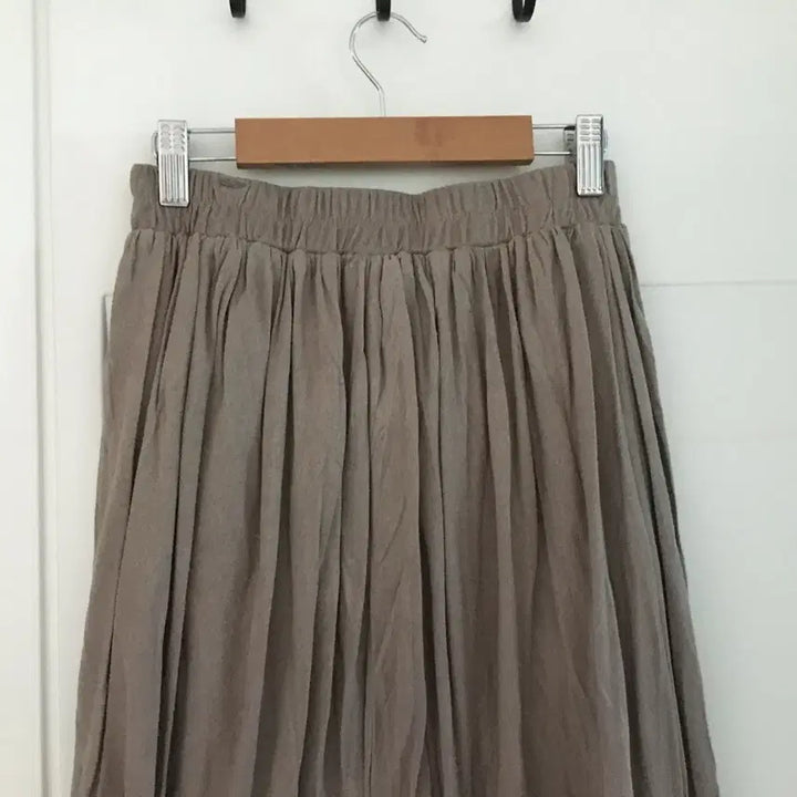[SOLD OUT] 롱 스커트 플리츠 치마
