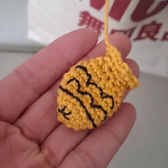 [BUNJANG] Handmade Bungeoppang Keyring / 손뜨개 봉투에 든 붕어빵 키링 한 개 5천원