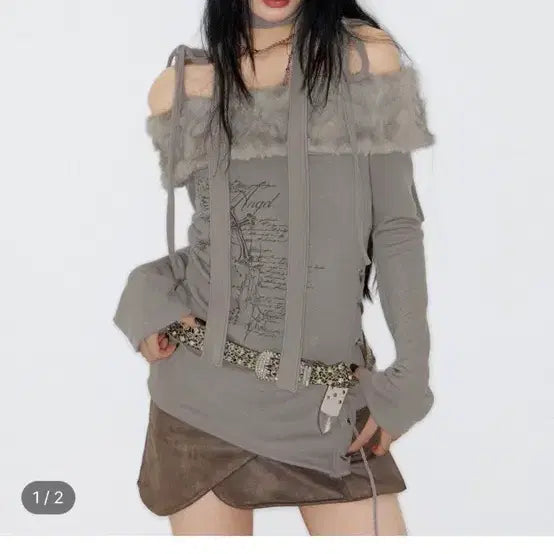 [BUNJANG] Not Knowing Fur Off Shoulder Top / 낫노잉 퍼 오프숄더