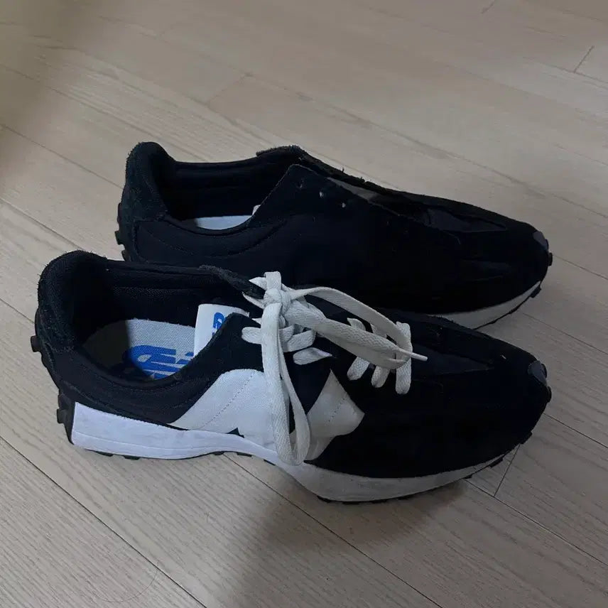 [BUNJANG] New Balance 327 Sneakers / 뉴발란스 327 300사이즈