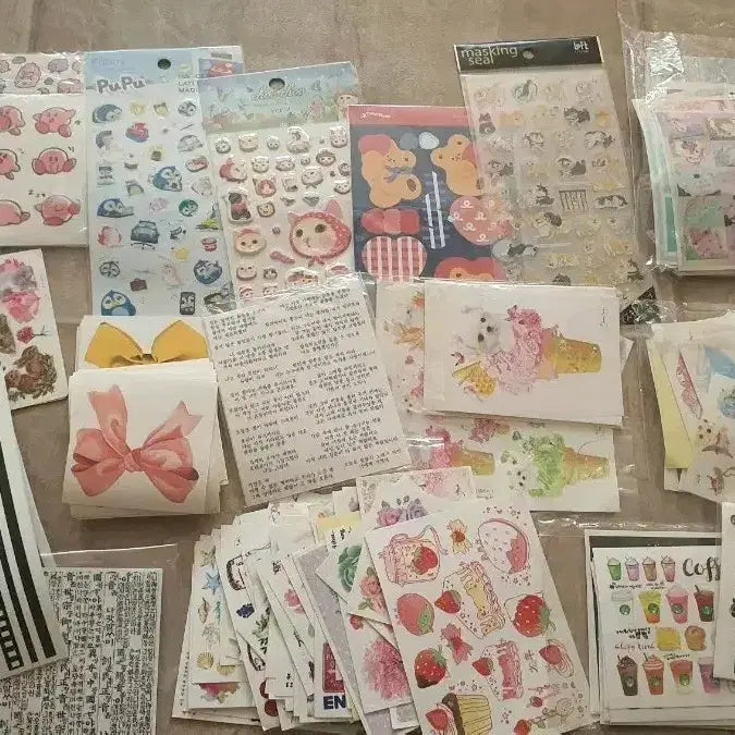 [BUNJANG] JinA-nim & Various Stationery Bundle Set / 할인/ 처분 포용 진아님 인물인스 떡메 디테 마테 문구취미박스