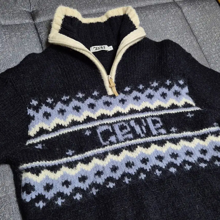 [BUNJANG] GROVE NORDIC Half Zip Up Knit / 그로브 노르딕 니트 그로브 NORDIC HALF ZIP UP KNIT