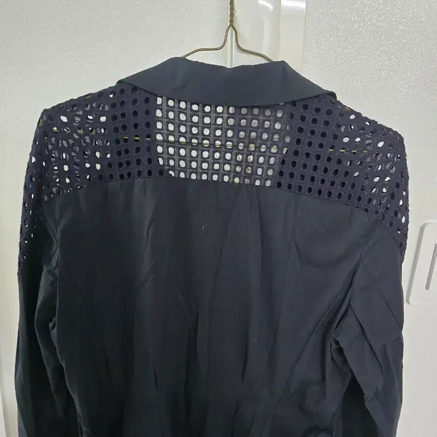 [BUNJANG] Eini Navy Punching Detail Dress / 정가이하급처)Eini 네이비 펀칭 디테일 원피스 100사이즈 77사이즈