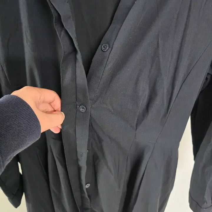 [BUNJANG] Eini Navy Punching Detail Dress / 정가이하급처)Eini 네이비 펀칭 디테일 원피스 100사이즈 77사이즈