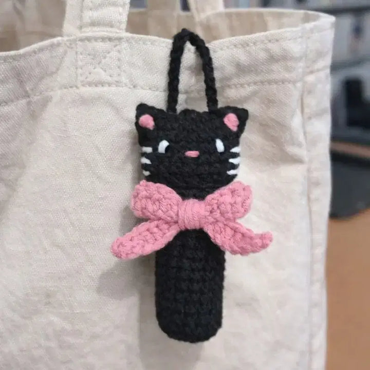 [BUNJANG] Handmade Knitted Lip Balm Case / 우정템 / 생일선물 /  뜨개 립밤케이스