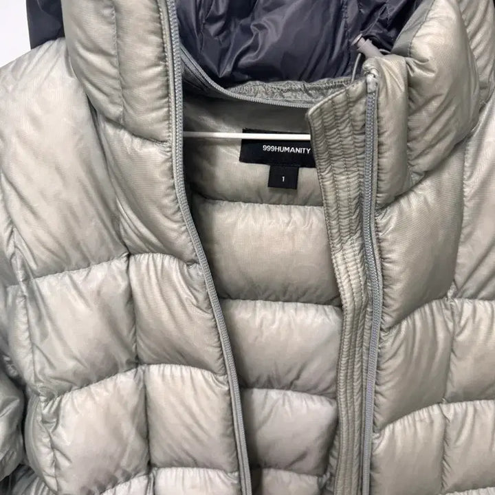 [BUNJANG] 999 Humanity Light Grey Puffer Jacket / 999휴머니티 구스 푸퍼 경량패딩 라이트그레이 1사이즈