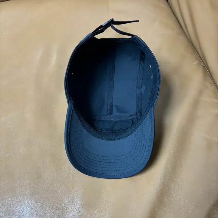 [SOLD OUT] 슈프림 캠프캡 모자 박스로고 인셋 젤 블랙