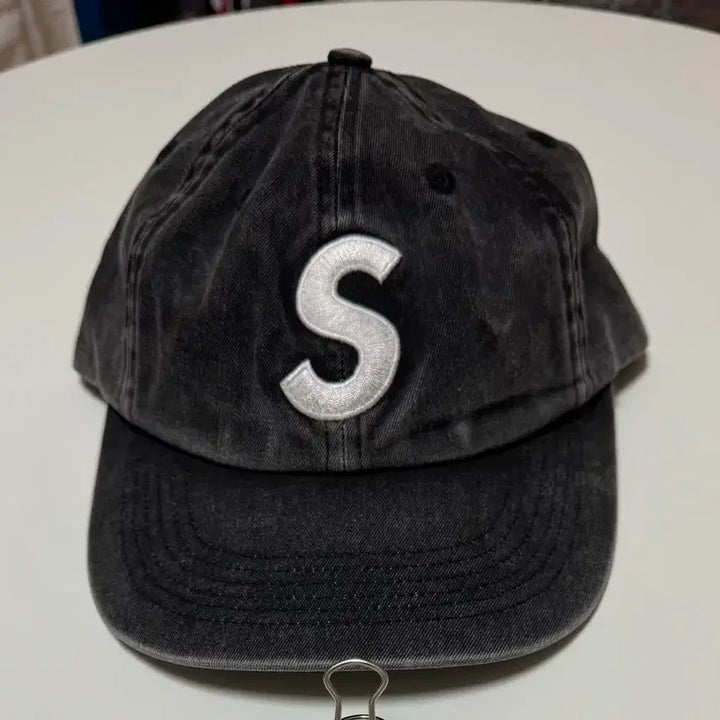 [SOLD OUT] 슈프림 20ss 피그먼트 s로고 볼캡 모자 미친 가격에 판매합니다!