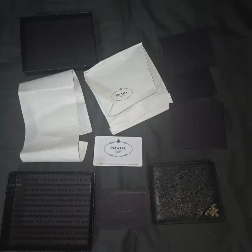 [BUNJANG] Prada Saffiano Wallet / (완전특가) 정품 프라다 사피아노 반지갑 블랙 판매 합니다!!
