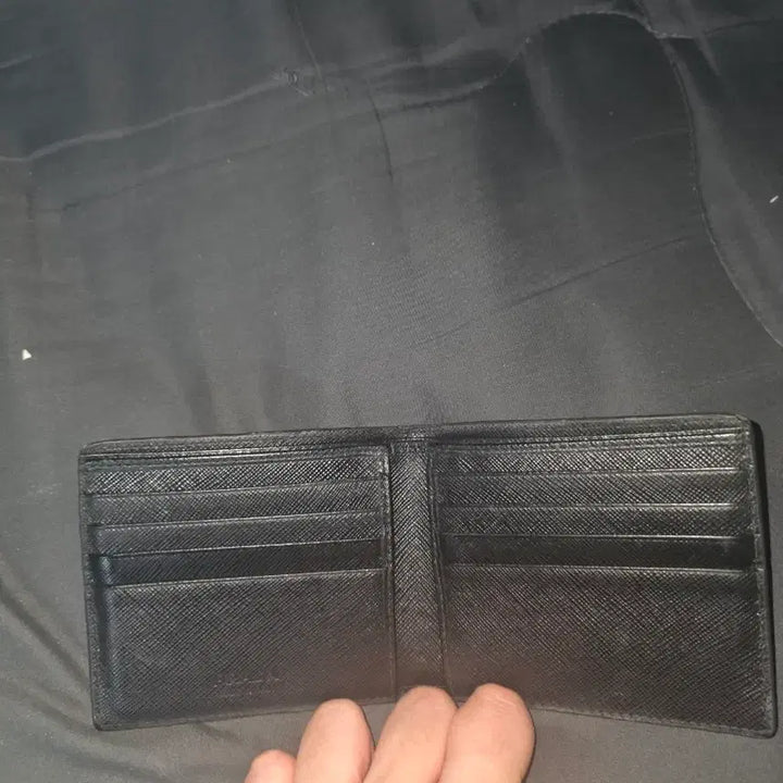 [BUNJANG] Prada Saffiano Wallet / (완전특가) 정품 프라다 사피아노 반지갑 블랙 판매 합니다!!