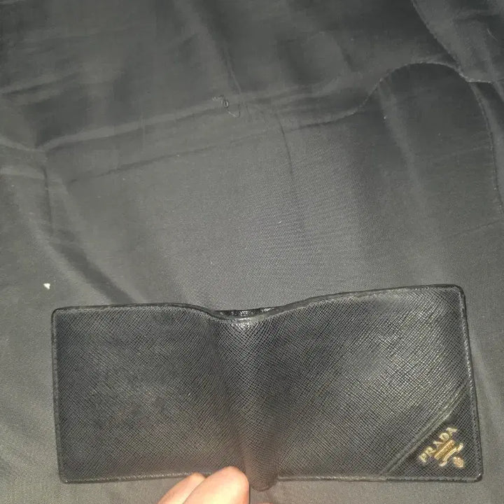 [BUNJANG] Prada Saffiano Wallet / (완전특가) 정품 프라다 사피아노 반지갑 블랙 판매 합니다!!