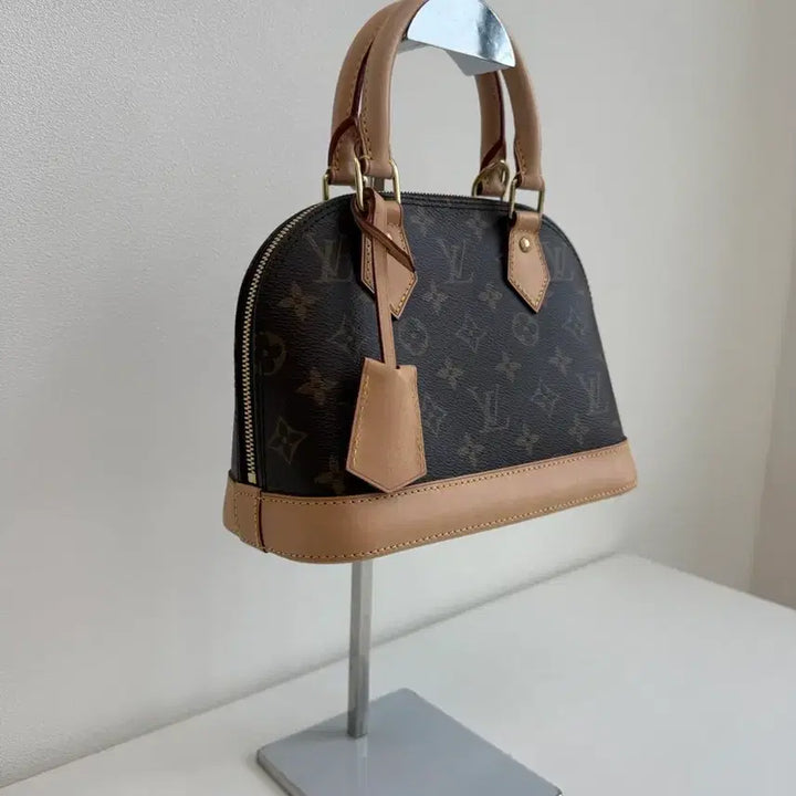 [BUNJANG] Louis Vuitton Alma BB Bag / [정품] 루이비통알마BB