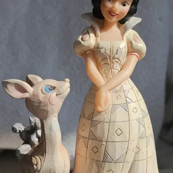 [BUNJANG] Disney Snow White Figure / 디즈니짐슈어 백설공주 피규어