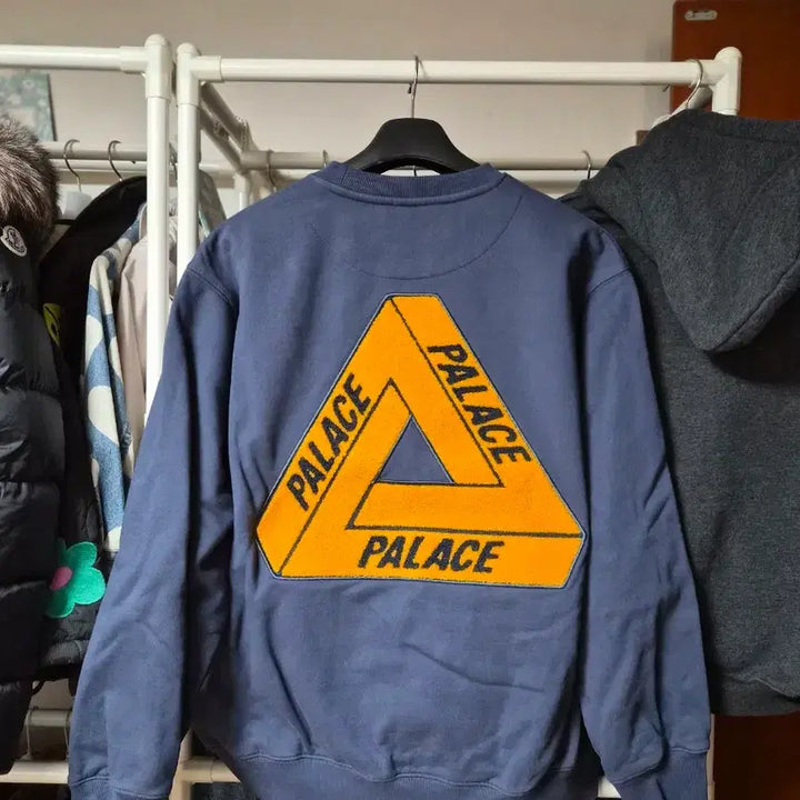 [BUNJANG] Palace Tri-Ferg Crewneck Navy XXL / 팔라스 트라이퍼그 크루넥 네이비
