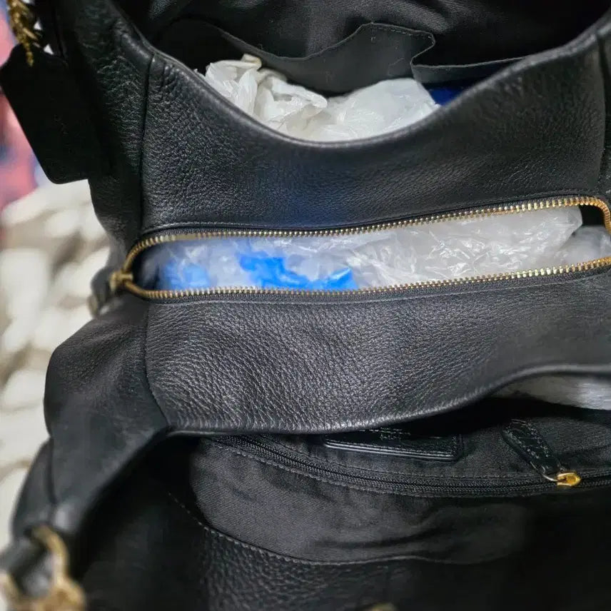 [BUNJANG] Coach Black Leather Chain Shoulder Bag / 코치 블랙 레더 체인 숄더백