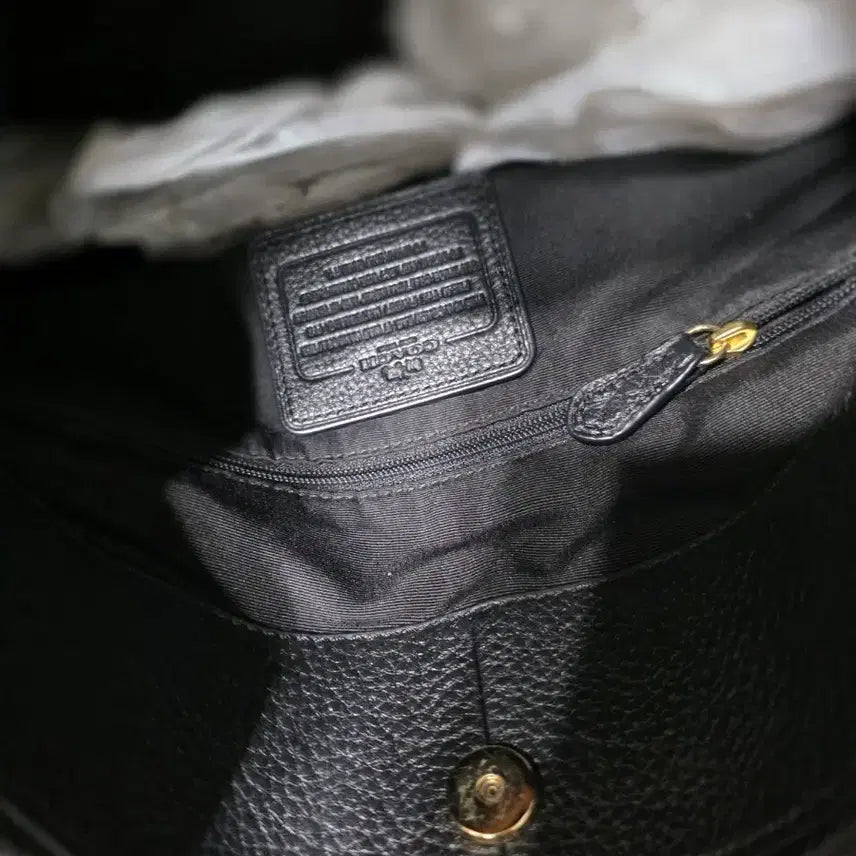 [BUNJANG] Coach Black Leather Chain Shoulder Bag / 코치 블랙 레더 체인 숄더백