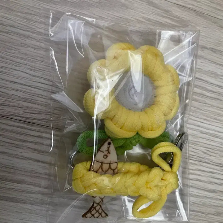 [BUNJANG] Handmade Flower/Fish Keyring Set / 핸드메이드 꽃/물고기 키링 세트