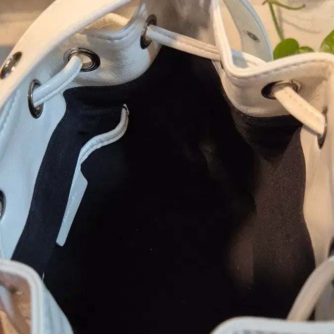 [BUNJANG] Munier Pocket Bucket Bag / 새상품급-뮤니에 POCKET BUCKET BAG