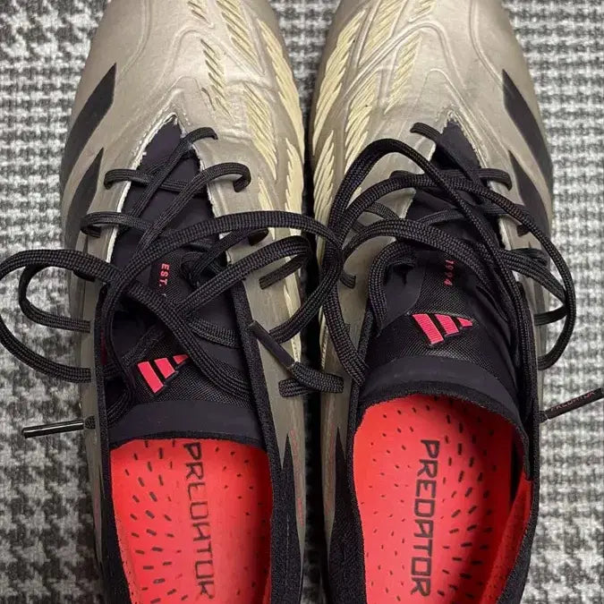 [BUNJANG] Adidas Predator 24 FG Soccer Cleats 275 / 아디다스 프레데터 24 축구화 FG 275