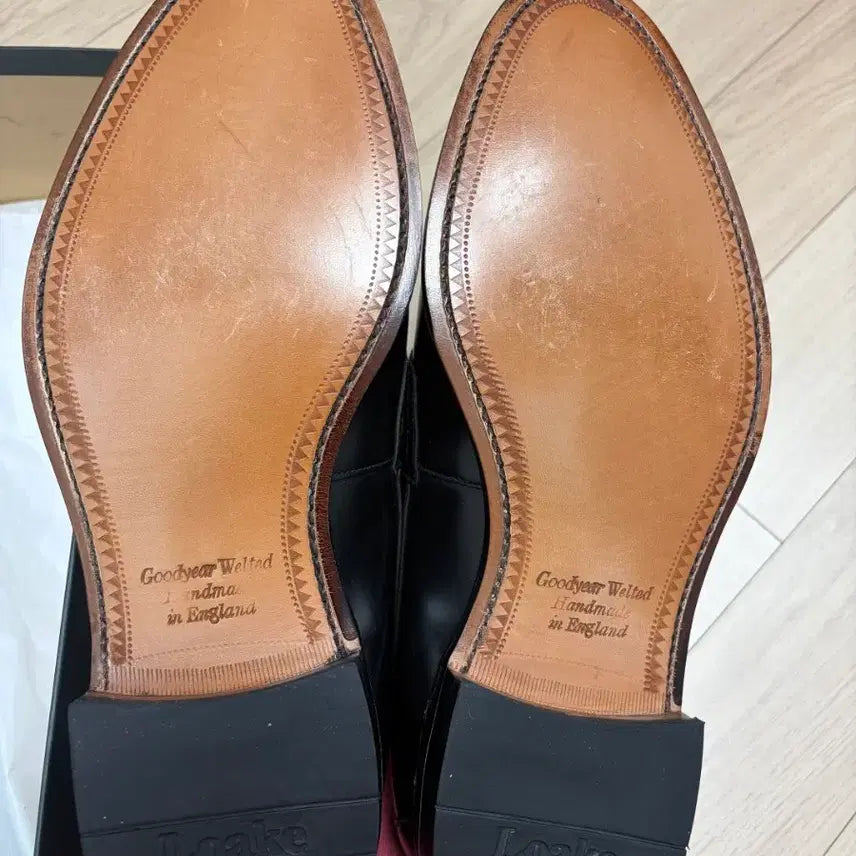 [BUNJANG] Loake Imperial Black Loafers / 로크 임페리얼 블랙 로퍼(새제품)