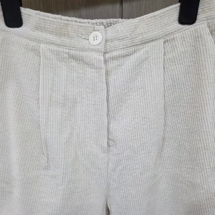 [BUNJANG] Ivory Wide Corduroy Pants / 아이보리 와이드 골덴바지 새상품