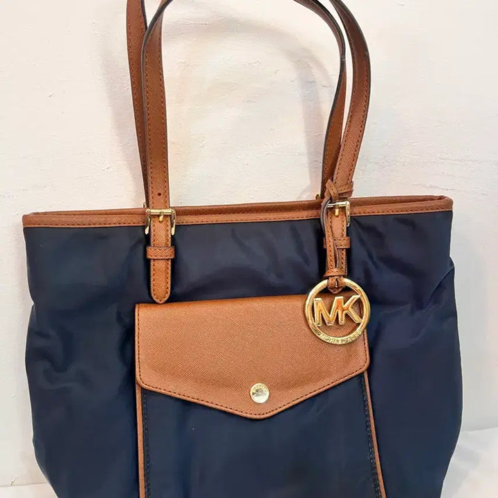 [BUNJANG] Michael Kors Navy/Brown Tote Bag / 마이클코어스 네이비/브라운 토트백
