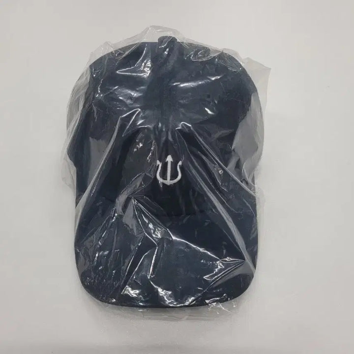 [BUNJANG] Verutum Navy Ball Cap / 베루툼 볼캡 모자 네이비