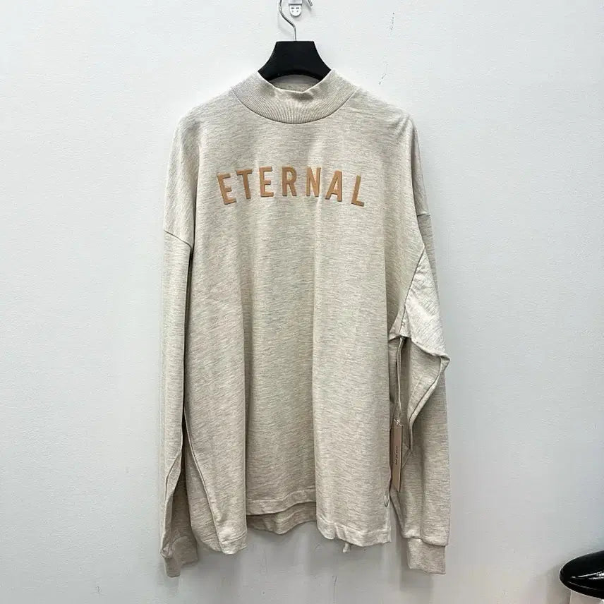 [BUNJANG] Fear of God Eternal Logo Long Sleeve Oatmeal / (정품/새상품) 피어오브갓 남성 오트밀 이터널 로고 롱슬리브