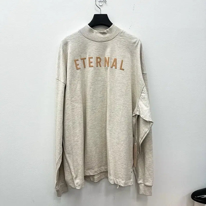 [BUNJANG] Fear of God Eternal Logo Long Sleeve Oatmeal / (정품/새상품) 피어오브갓 남성 오트밀 이터널 로고 롱슬리브