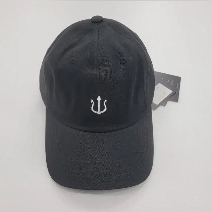 [BUNJANG] Verutum Black Cotton Ball Cap / 베루툼 볼캡 모자 검정
