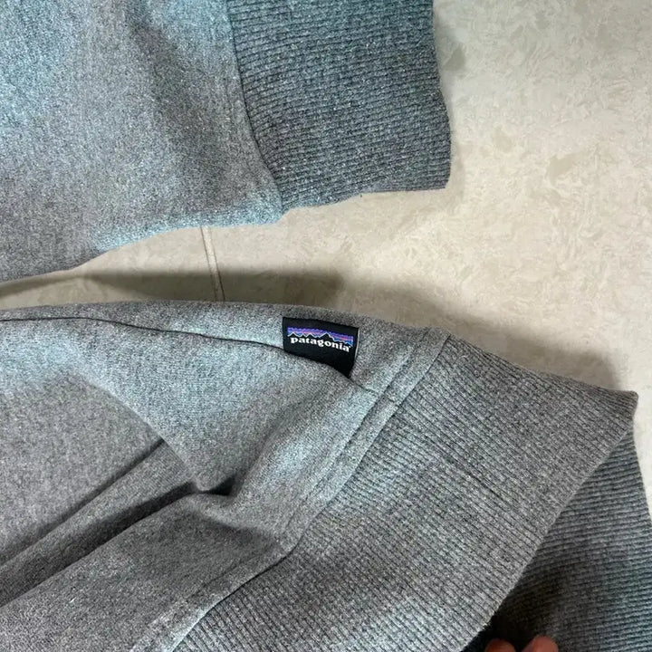 [BUNJANG] Patagonia Gray Crewneck Sweatshirt / 파타고니아 회색 맨투맨 티셔츠