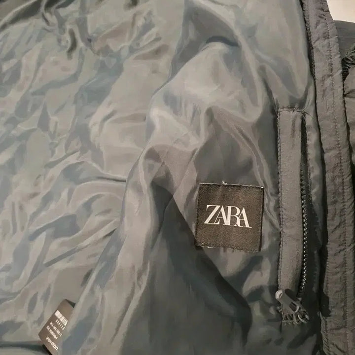 [BUNJANG] ZARA Lightweight Short Puffer Jacket L / [ZARA] 자라 경량 숏 푸퍼 패딩 L (100~105)